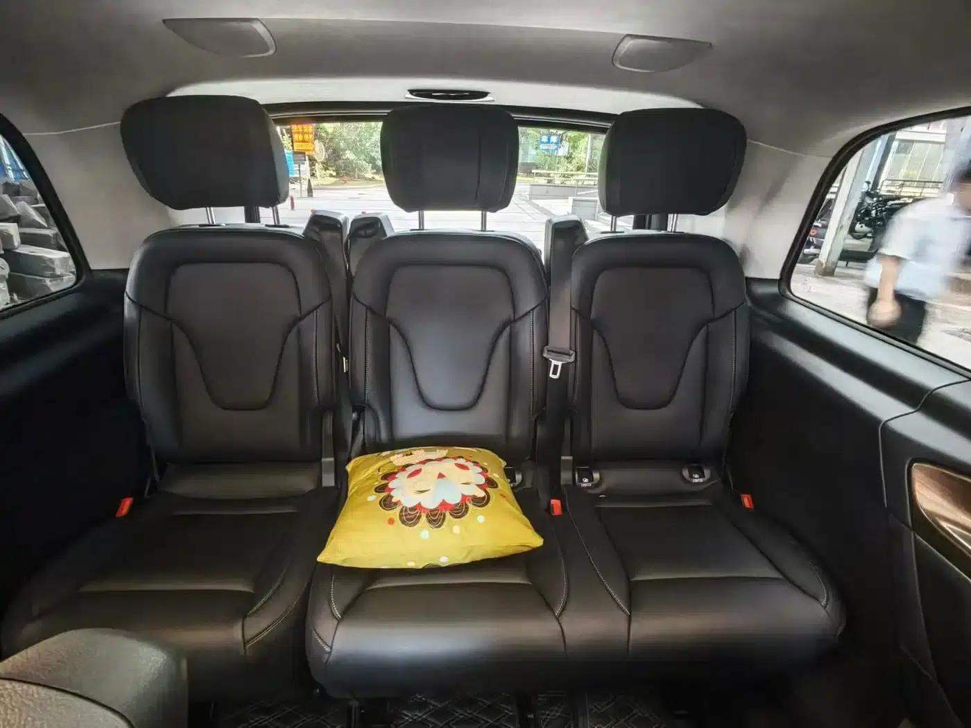 Mercedes-Benz V-Class 2022 V 260 L Long Wheelbase Luxury Edition — миниатюра 7