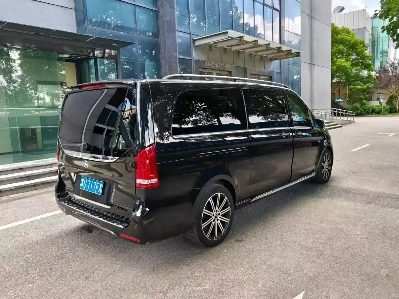 Mercedes-Benz V-Class 2022 V 260 L Long Wheelbase Luxury Edition — миниатюра 8
