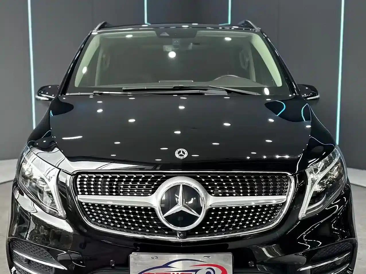 Mercedes-Benz V-Class 2022 V 260 L Long Wheelbase Luxury Edition — миниатюра 2