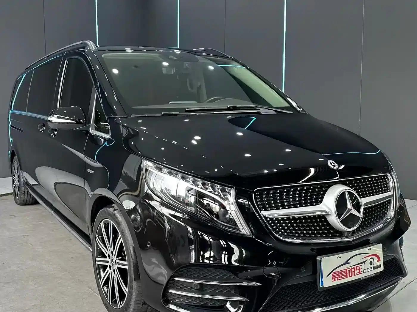 Mercedes-Benz V-Class 2022 V 260 L Long Wheelbase Luxury Edition — миниатюра 3