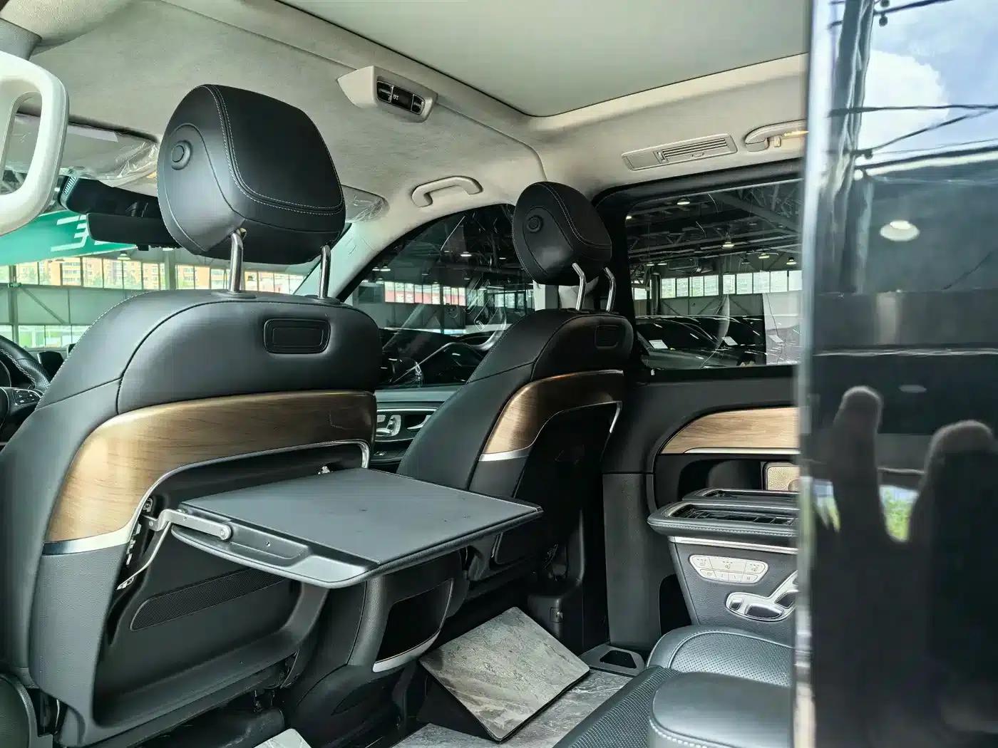 Mercedes-Benz V-Class 2022 V 260 L Long Wheelbase Luxury Edition — миниатюра 14