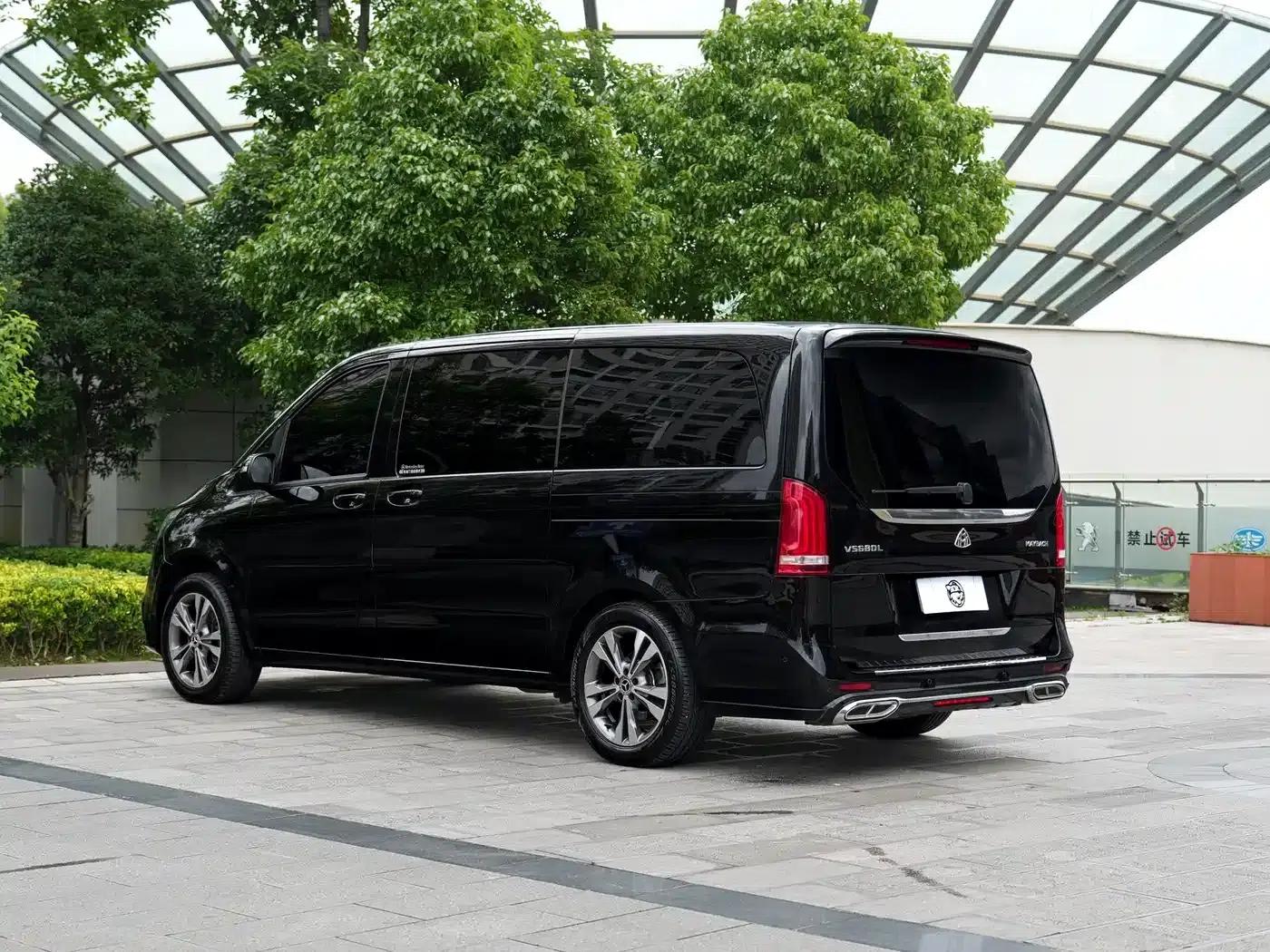 Mercedes-Benz V-Class 2018 V 260 Navigator Edition (China VI Emission Standard) — миниатюра 24