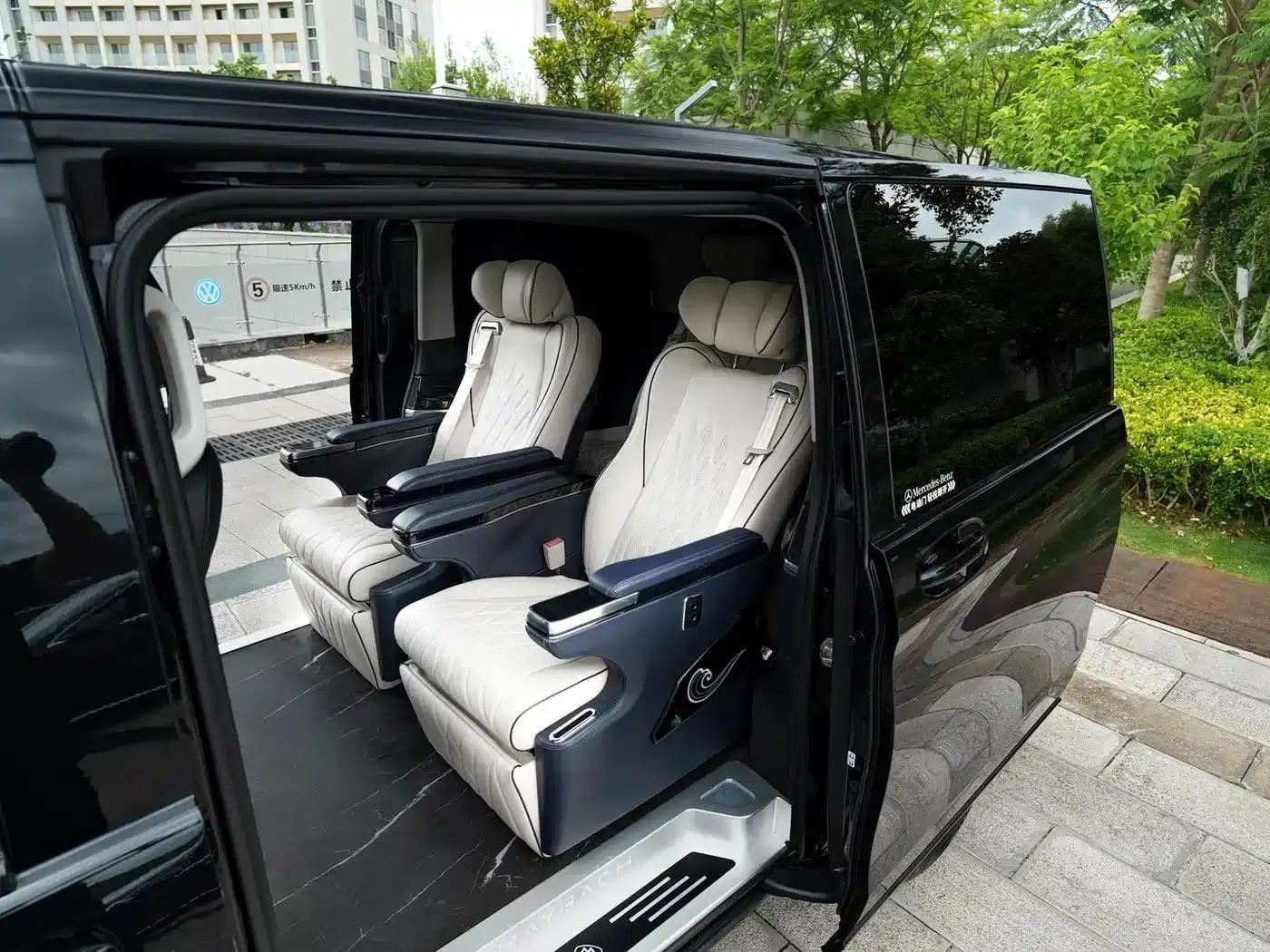 Mercedes-Benz V-Class 2018 V 260 Navigator Edition (China VI Emission Standard) — миниатюра 10