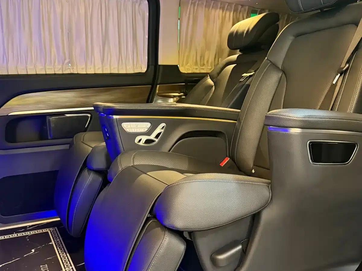 Mercedes-Benz V-Class 2020 V 260 L Long Wheelbase Luxury Edition — миниатюра 12