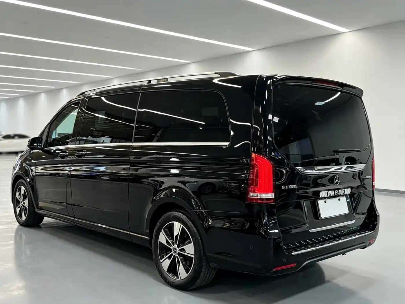 Mercedes-Benz V-Class 2020 V 260 L Long Wheelbase Luxury Edition — миниатюра 4