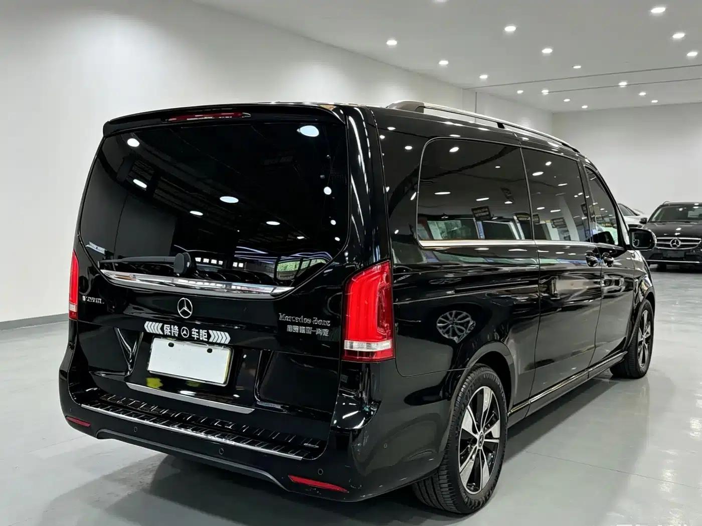 Mercedes-Benz V-Class 2020 V 260 L Long Wheelbase Luxury Edition — миниатюра 5
