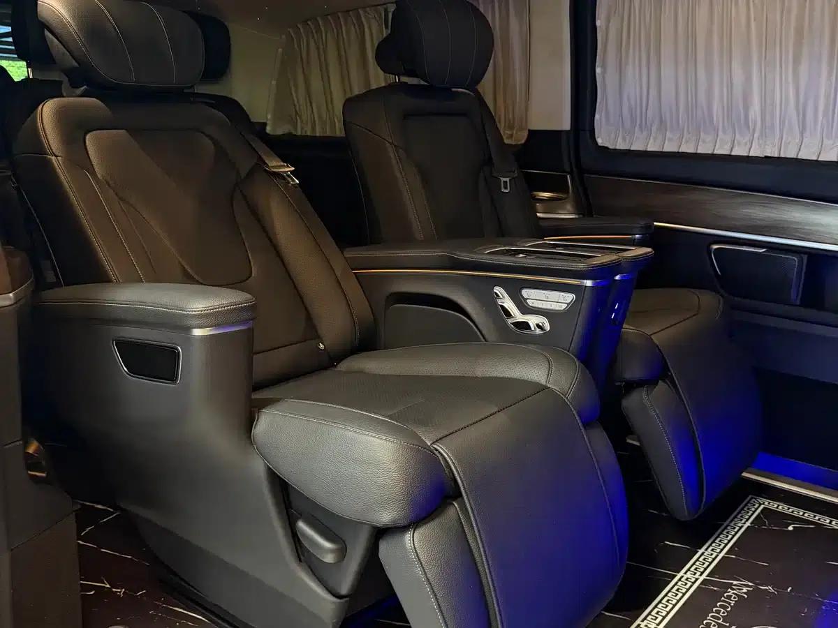 Mercedes-Benz V-Class 2020 V 260 L Long Wheelbase Luxury Edition — миниатюра 6