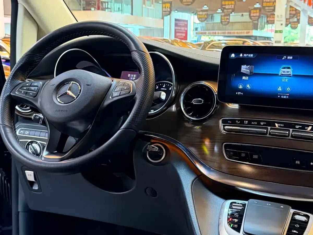 Mercedes-Benz V-Class 2020 V 260 L Long Wheelbase Luxury Edition — миниатюра 10