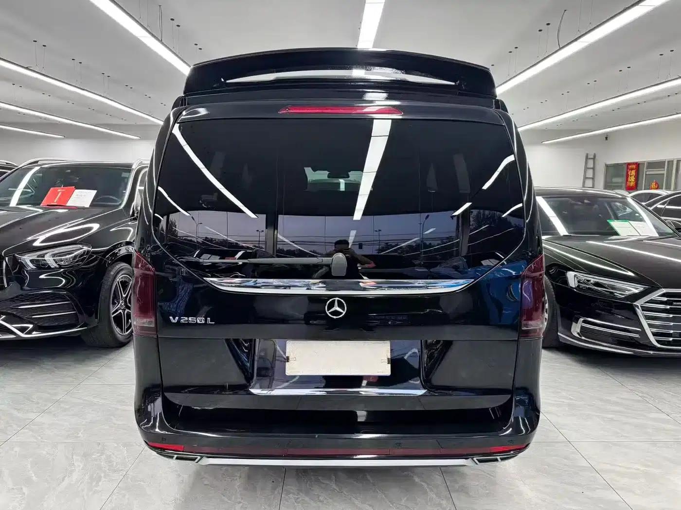Mercedes-Benz V-Class 2018 V 260 L Premium Extended Edition (China VI Emission Standard) — миниатюра 5