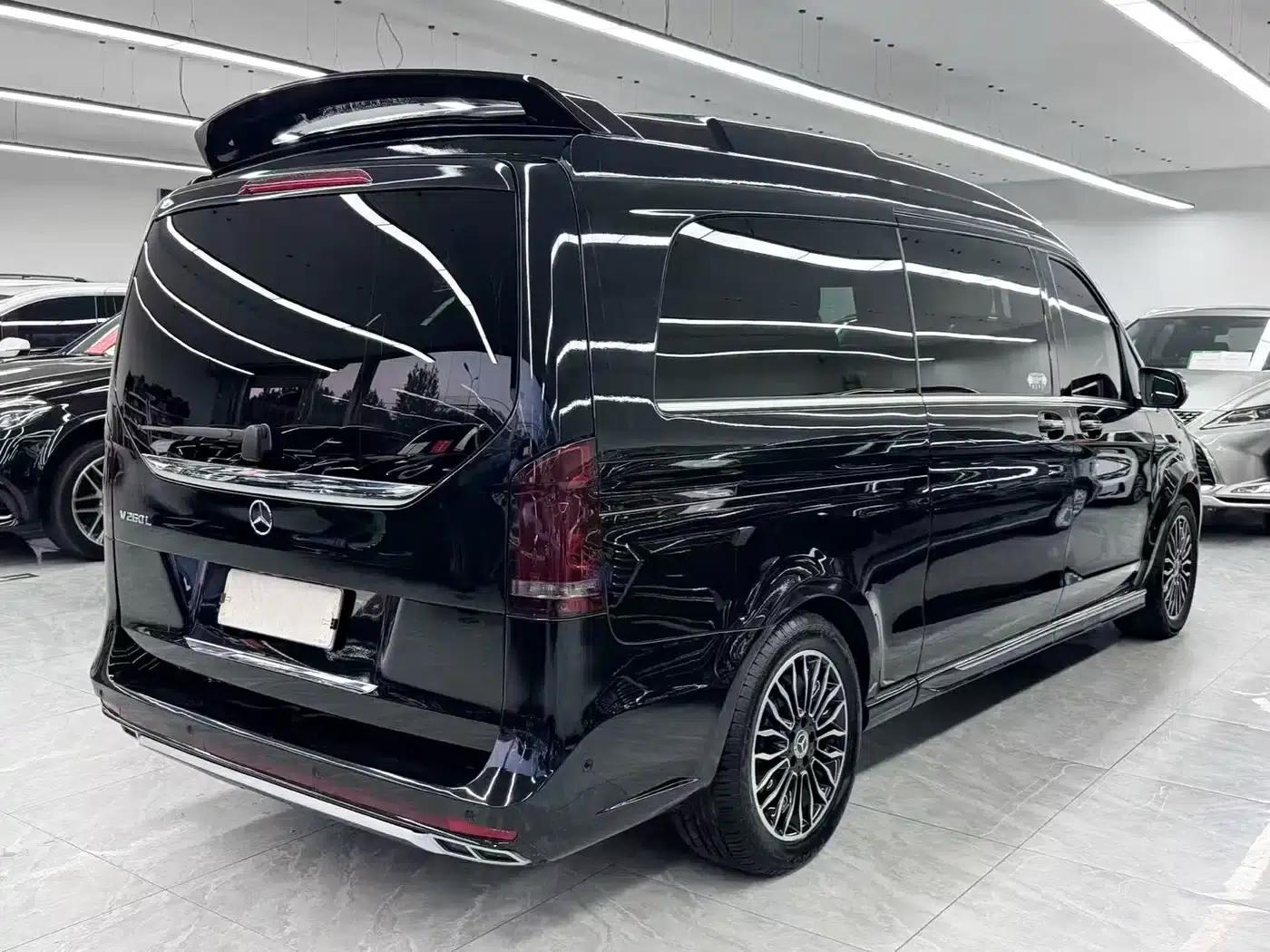 Mercedes-Benz V-Class 2018 V 260 L Premium Extended Edition (China VI Emission Standard) — миниатюра 6