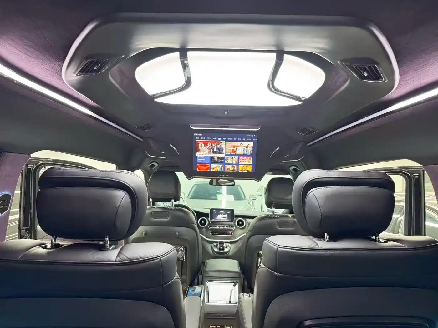 Mercedes-Benz V-Class 2018 V 260 L Premium Extended Edition (China VI Emission Standard) — миниатюра 9