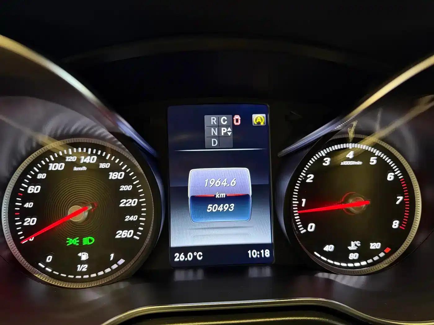 Mercedes-Benz V-Class 2018 V 260 Premium Edition (China VI Emission Standard) — миниатюра 2
