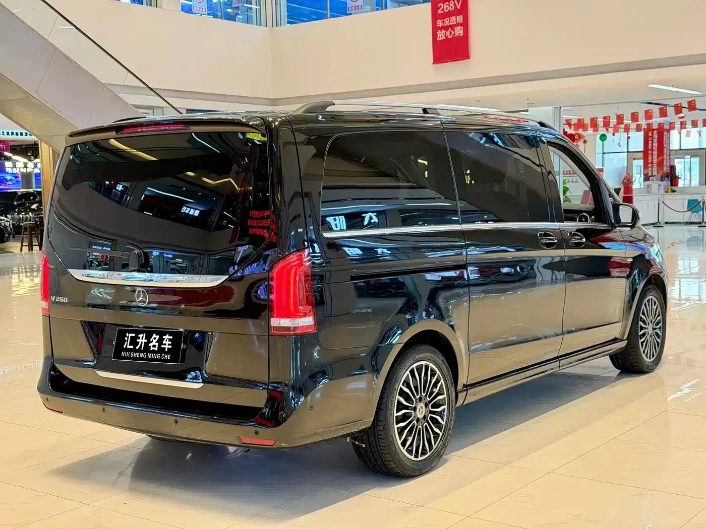Mercedes-Benz V-Class 2018 V 260 Premium Edition (China VI Emission Standard) — миниатюра 19