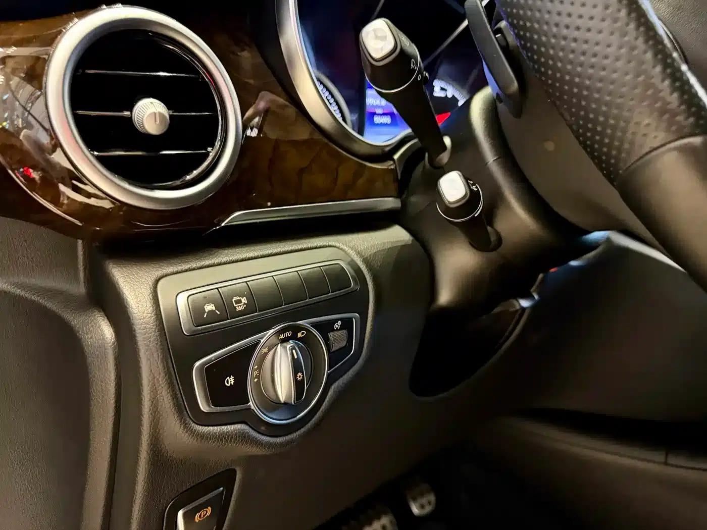 Mercedes-Benz V-Class 2018 V 260 Premium Edition (China VI Emission Standard) — миниатюра 5