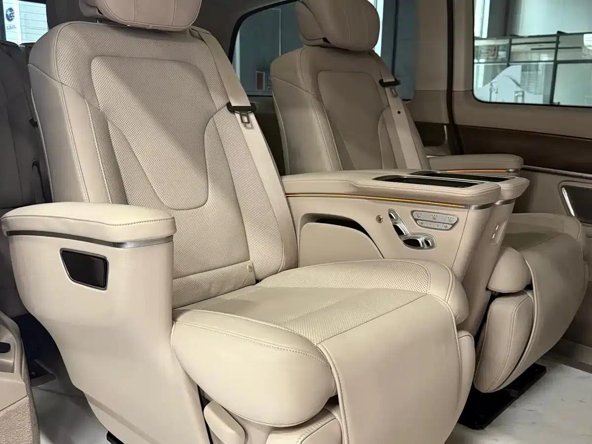 Mercedes-Benz V-Class 2022 V 260 L Long Wheelbase Luxury Edition — миниатюра 4