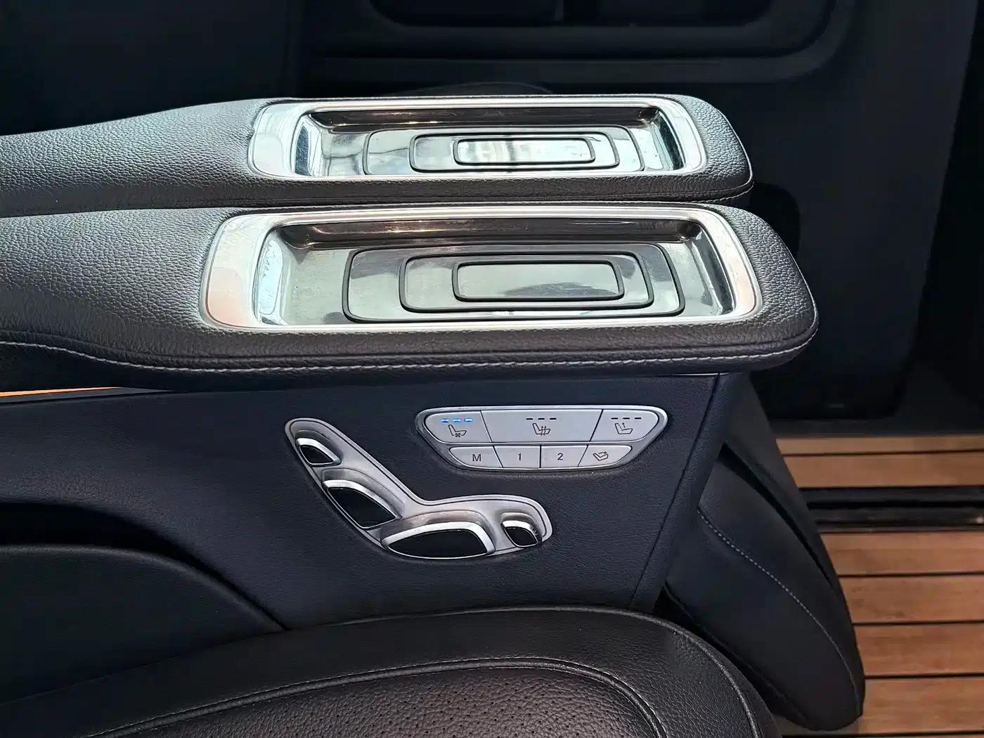 Mercedes-Benz V-Class 2020 V 260 Premium Edition — миниатюра 27