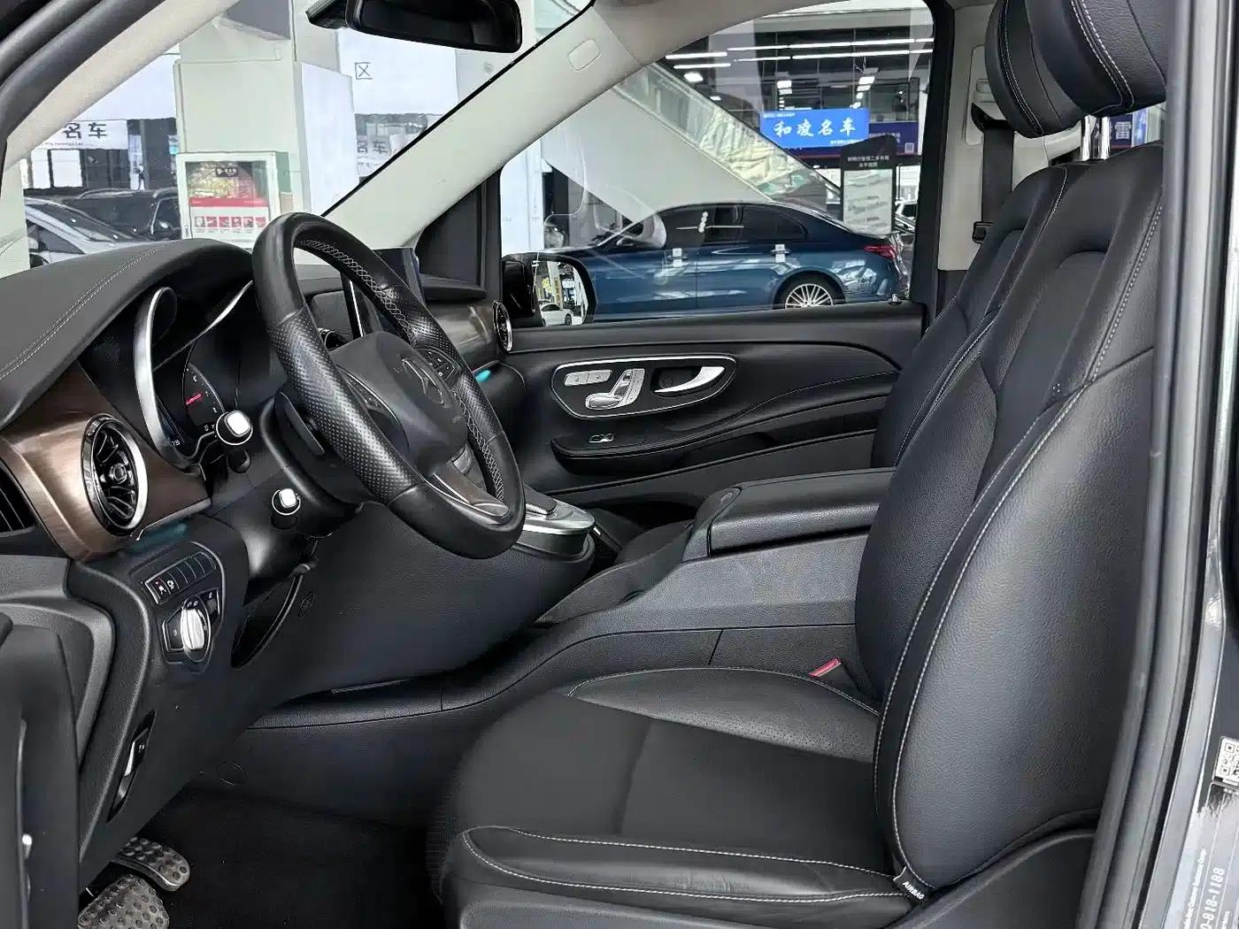 Mercedes-Benz V-Class 2020 V 260 Premium Edition — миниатюра 7