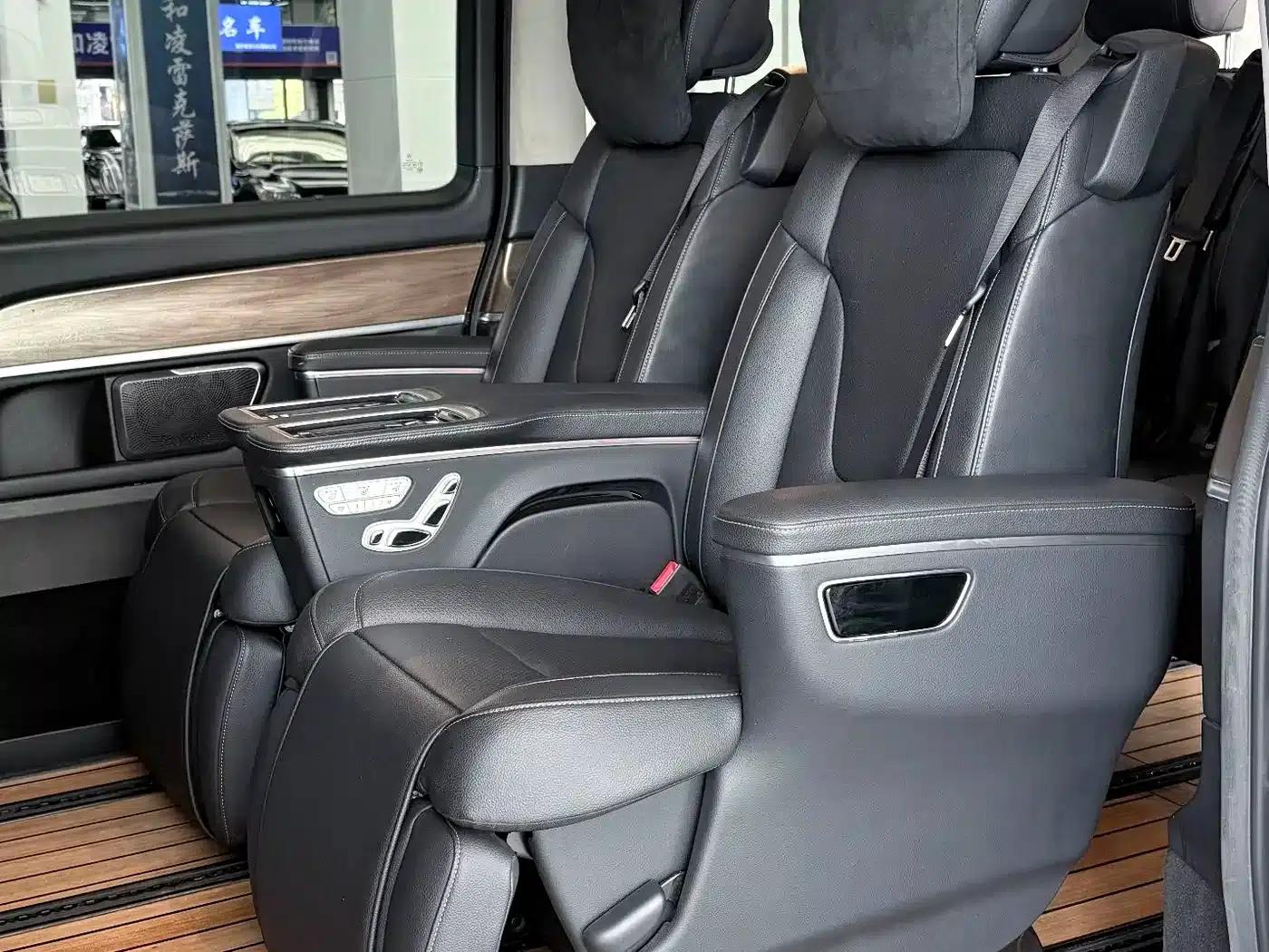 Mercedes-Benz V-Class 2020 V 260 Premium Edition — миниатюра 8