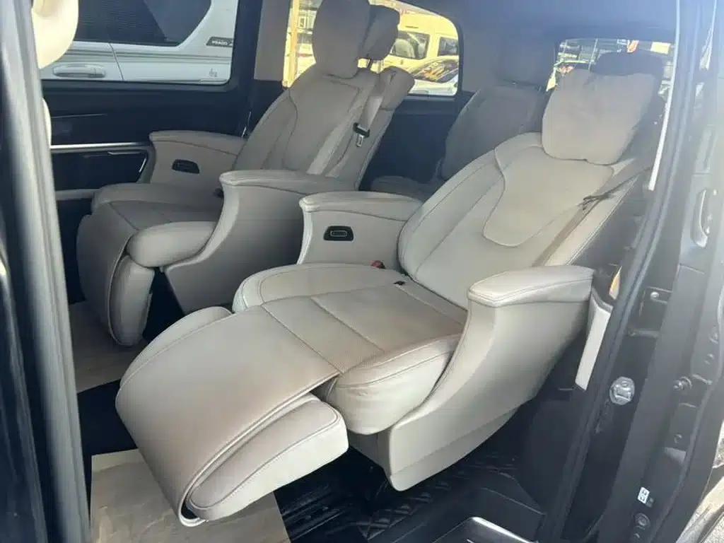 Mercedes-Benz V-Class 2018 V 260 L Premium Extended Edition (China VI Emission Standard) — миниатюра 15