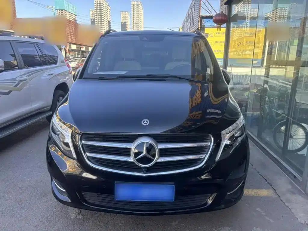 Mercedes-Benz V-Class 2018 V 260 L Premium Extended Edition (China VI Emission Standard) — миниатюра 6