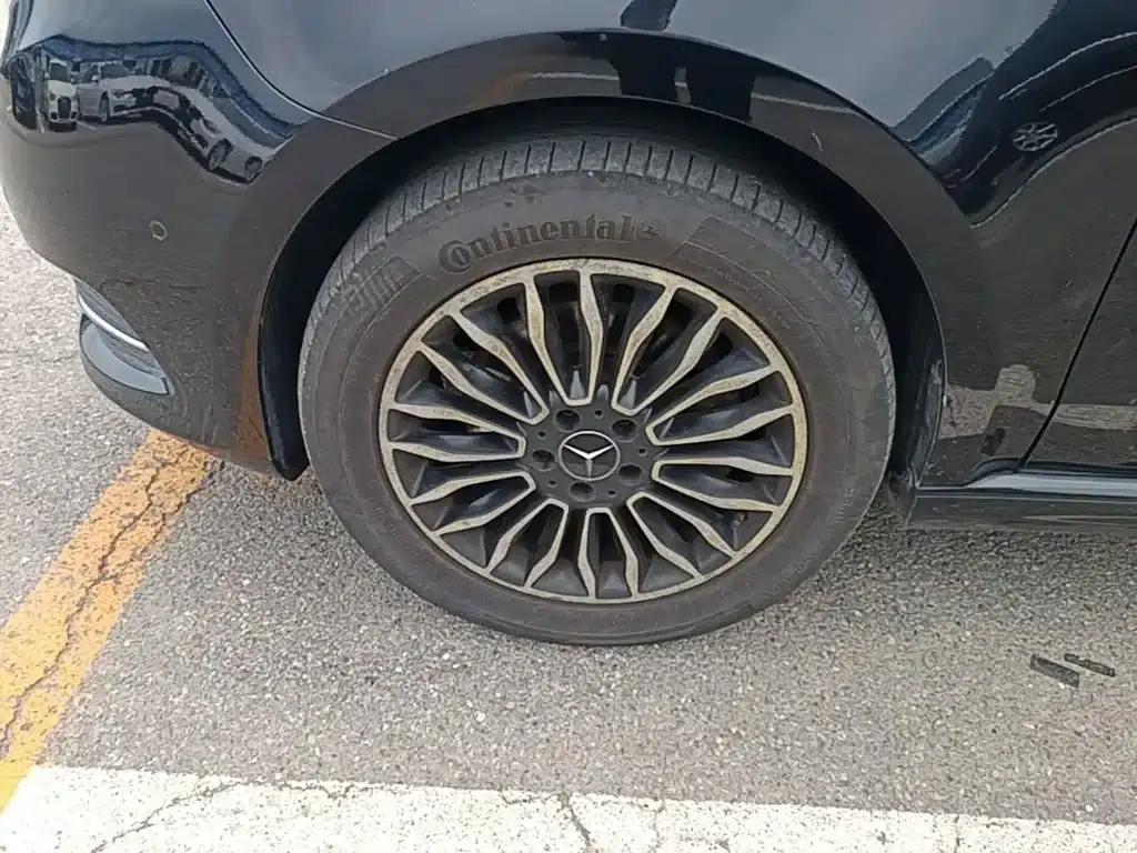 Mercedes-Benz V-Class 2017 V 260 L Premium Extended Edition — миниатюра 23