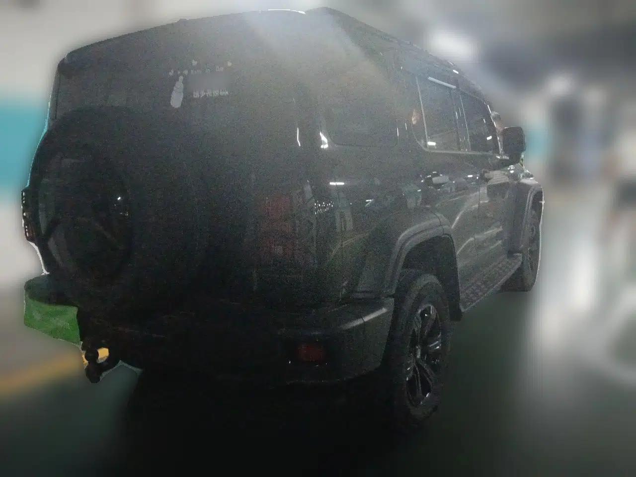 Tank 300 2021 Off-Road Edition 2.0T Challenger — миниатюра 6