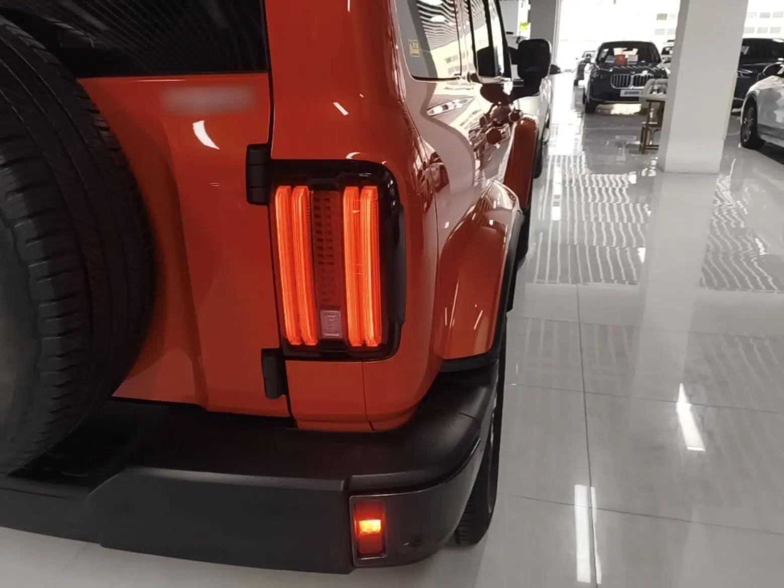 Tank 300 2021 City Edition 2.0T—Truly Stylish — миниатюра 9