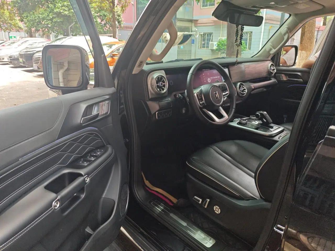 Tank 300 2023 City Edition 2.0T—Stylish as Ever — миниатюра 16