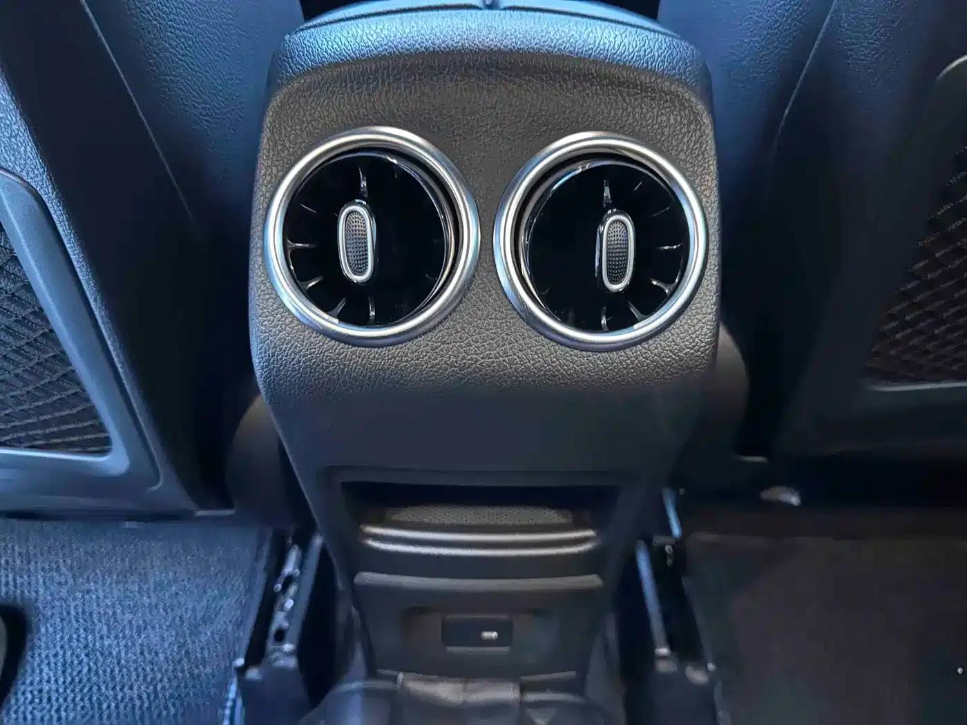 2020 Mercedes-Benz GLA 180 — миниатюра 17