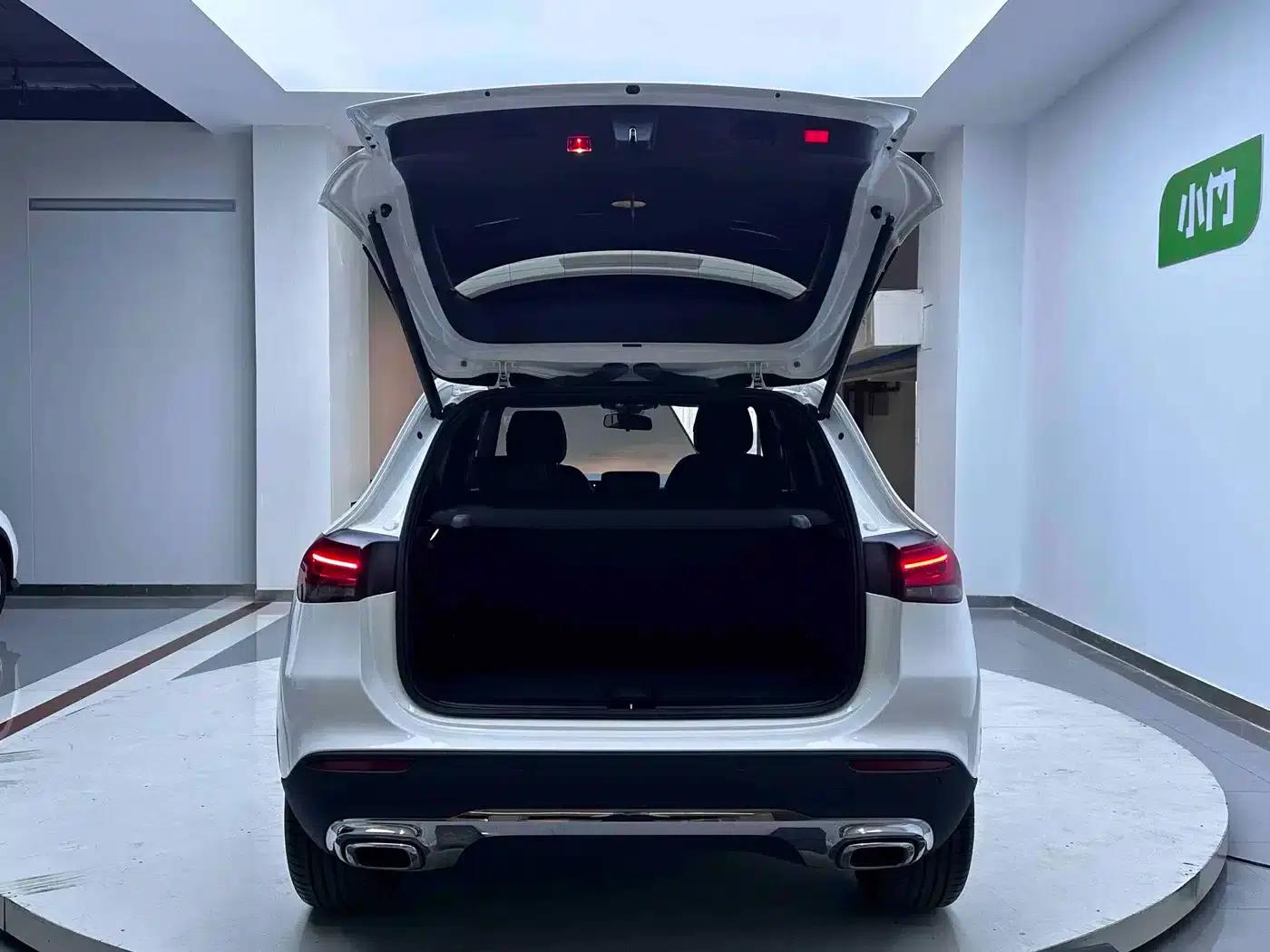 2020 Mercedes-Benz GLA 180 — миниатюра 20