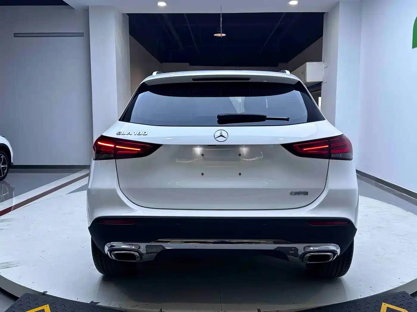 2020 Mercedes-Benz GLA 180 — миниатюра 5