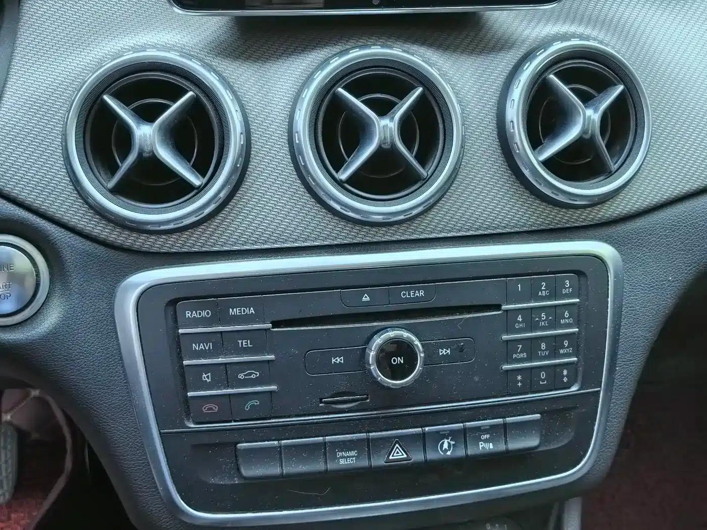 2017 Mercedes-Benz GLA 200 Dynamic — миниатюра 12