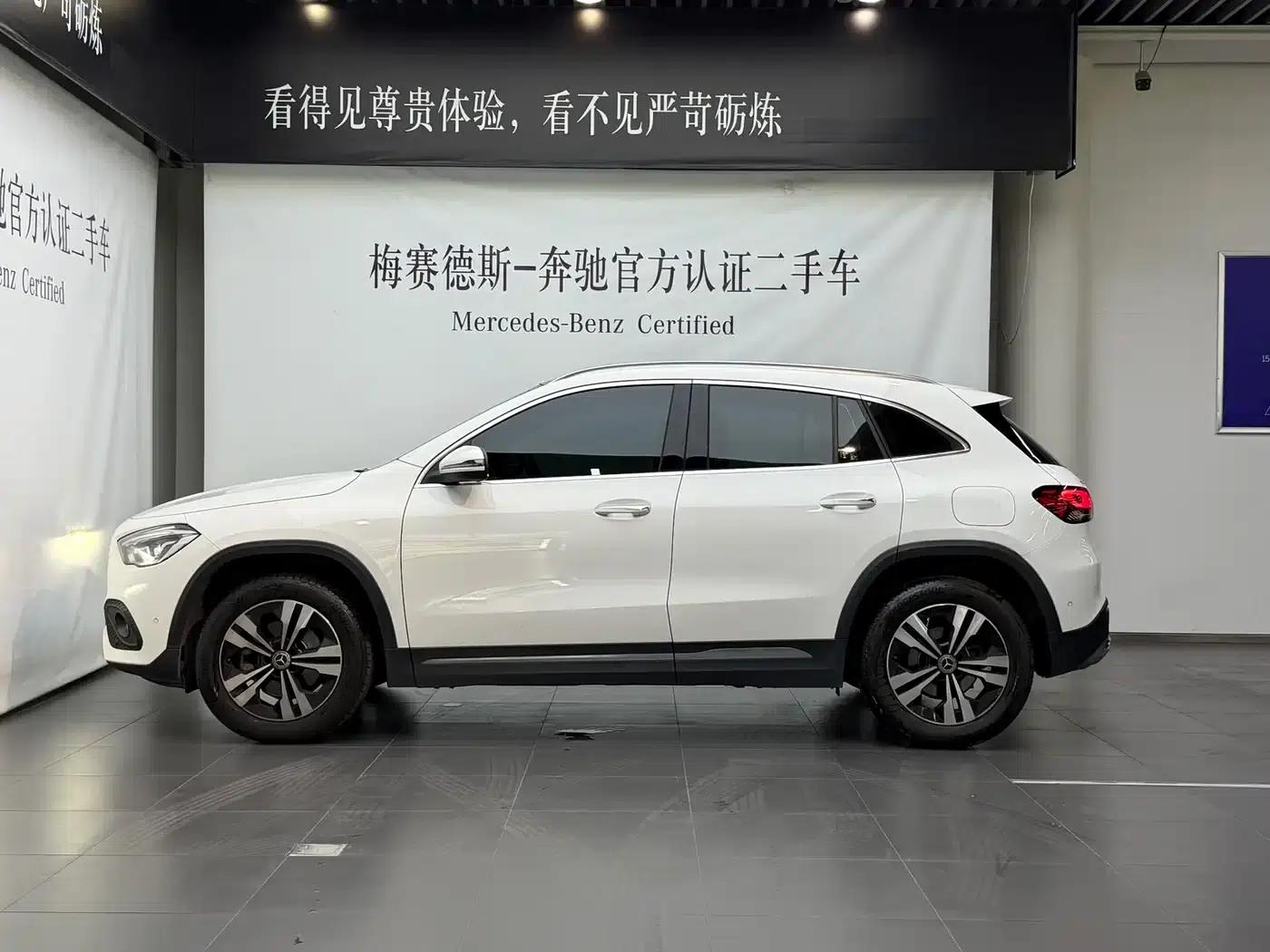 2022 Mercedes-Benz GLA 200 — миниатюра 11