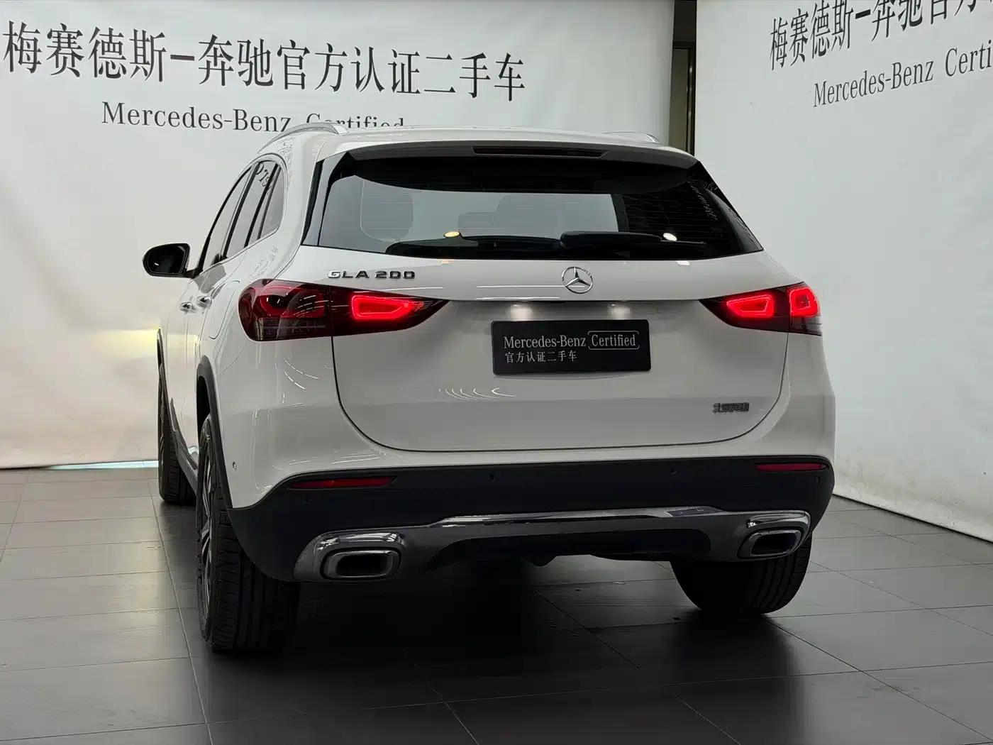 2022 Mercedes-Benz GLA 200 — миниатюра 14