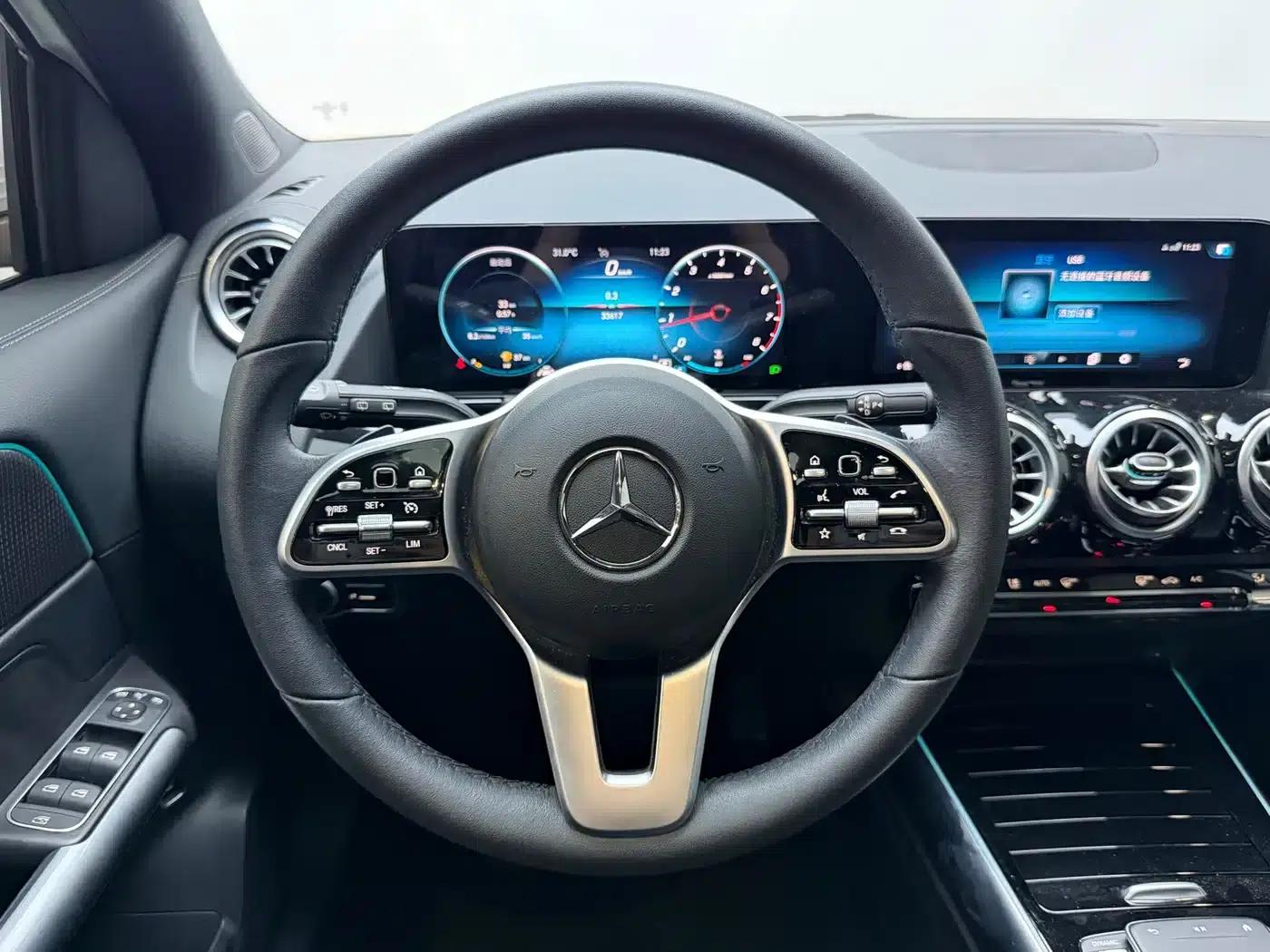 2022 Mercedes-Benz GLA 200 — миниатюра 6