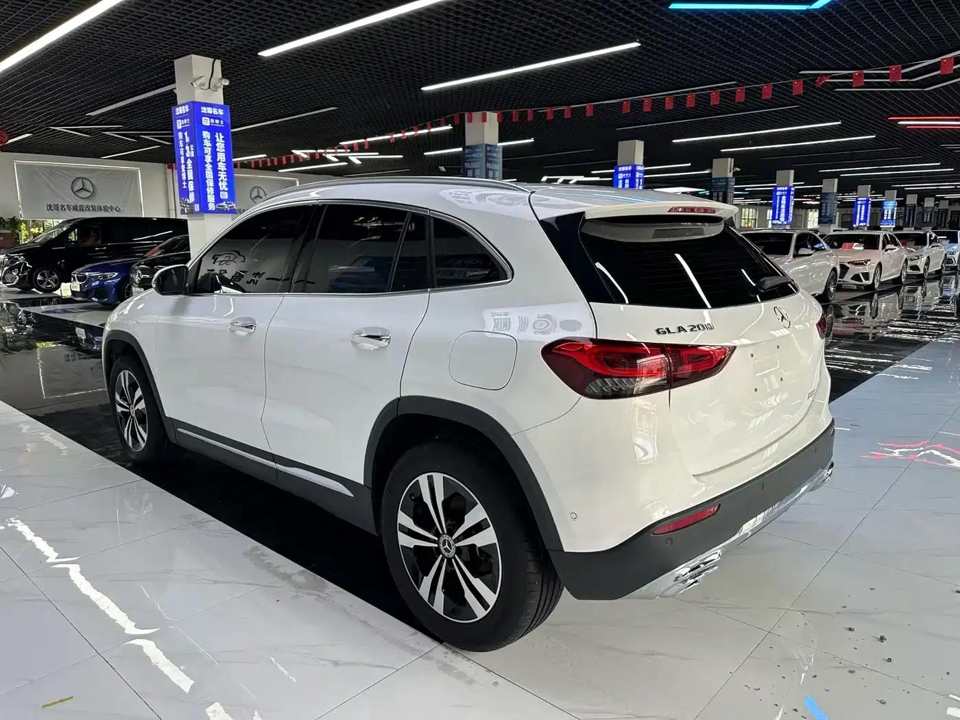 2022 Mercedes-Benz GLA 200 — миниатюра 7
