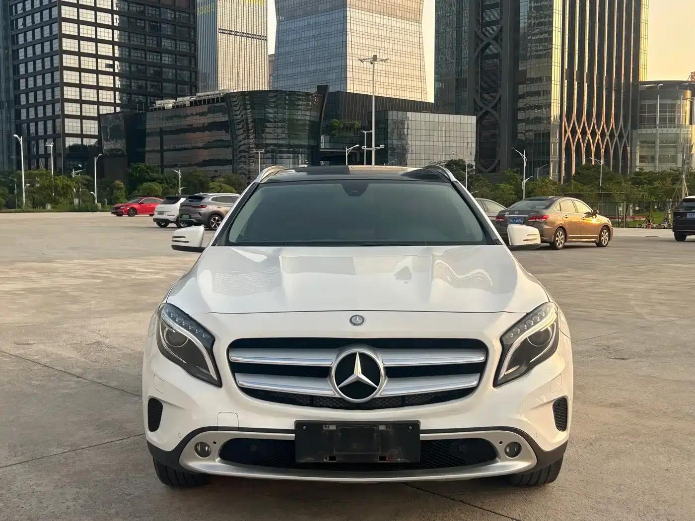 2017 Mercedes-Benz GLA 200 Fashion Edition — миниатюра 2