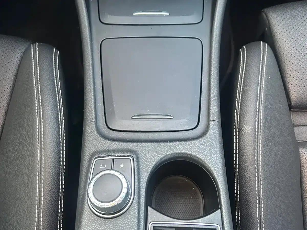 2017 Mercedes-Benz GLA 200 Fashion Edition — миниатюра 15