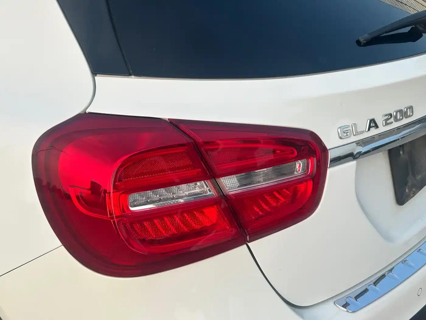 2017 Mercedes-Benz GLA 200 Fashion Edition — миниатюра 19