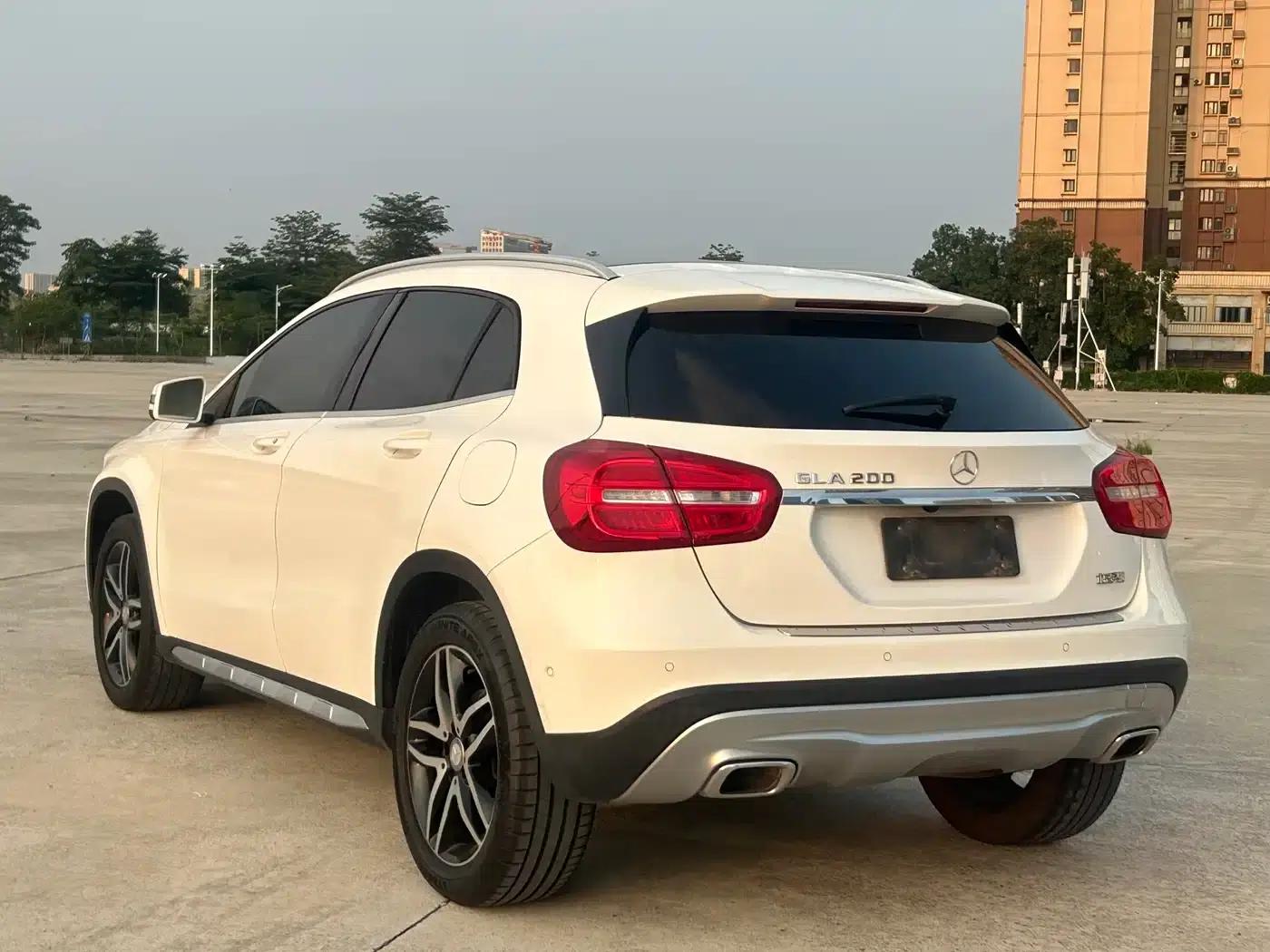 2017 Mercedes-Benz GLA 200 Fashion Edition — миниатюра 20