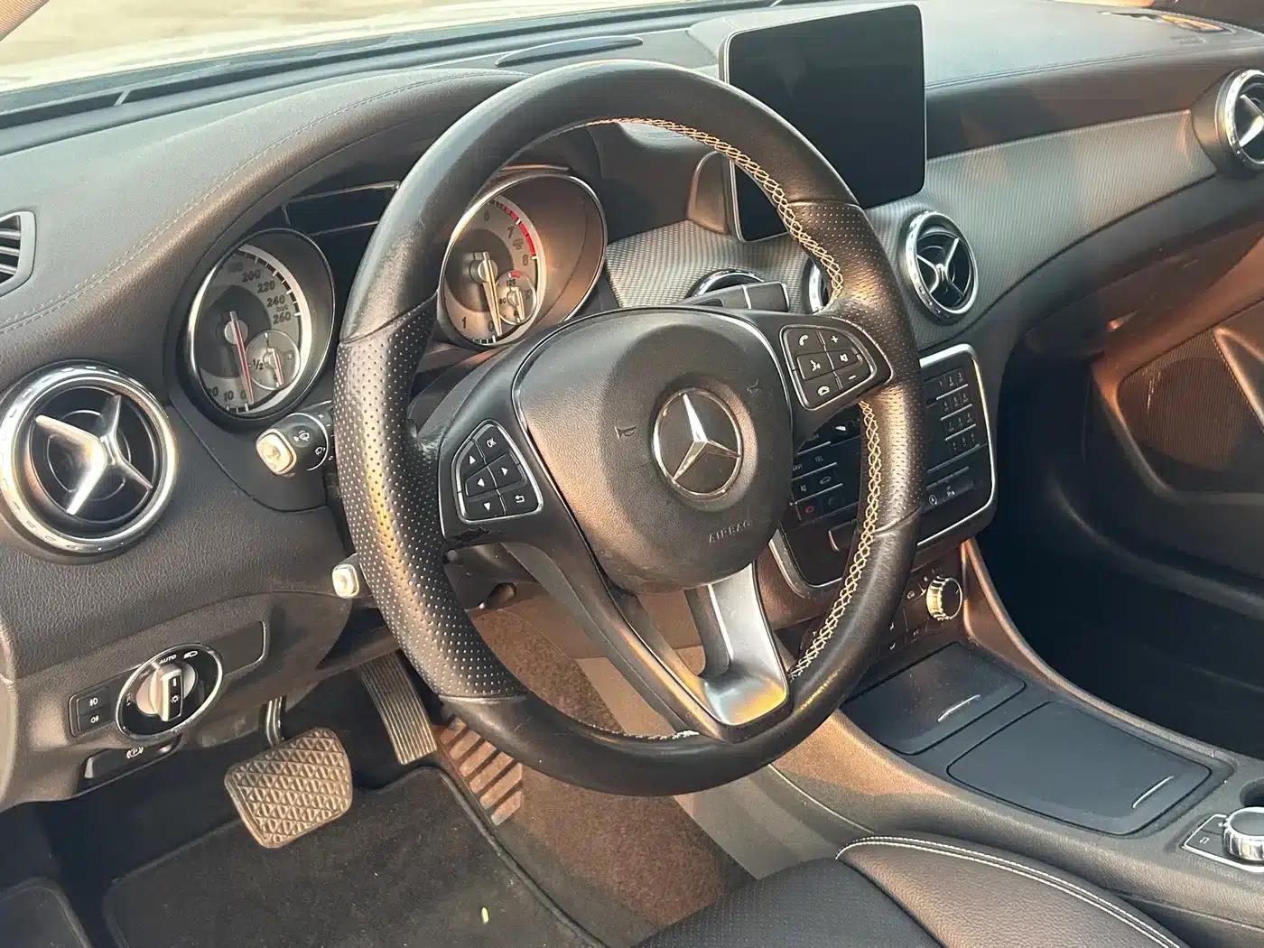 2017 Mercedes-Benz GLA 200 Fashion Edition — миниатюра 8