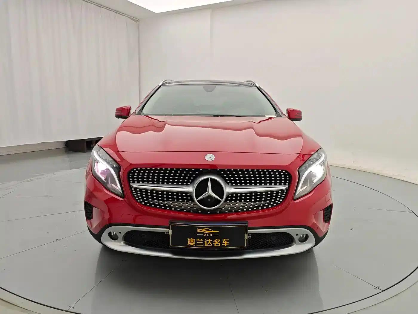 2016 Mercedes-Benz GLA 200 Fashion Edition — миниатюра 2