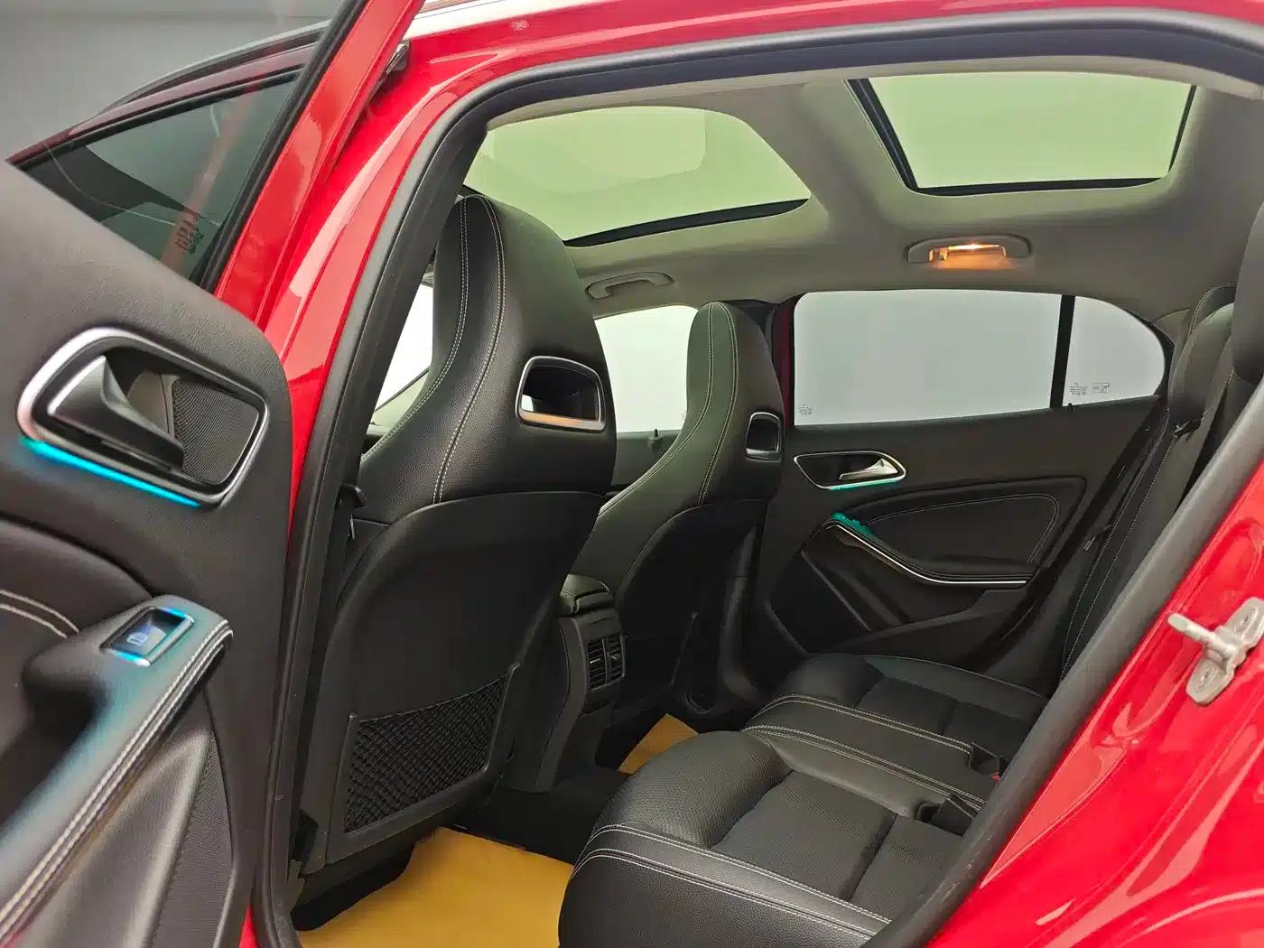 2016 Mercedes-Benz GLA 200 Fashion Edition — миниатюра 19