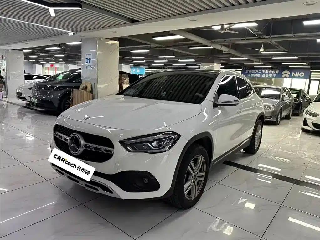 2023 Mercedes-Benz GLA 200 — миниатюра 1
