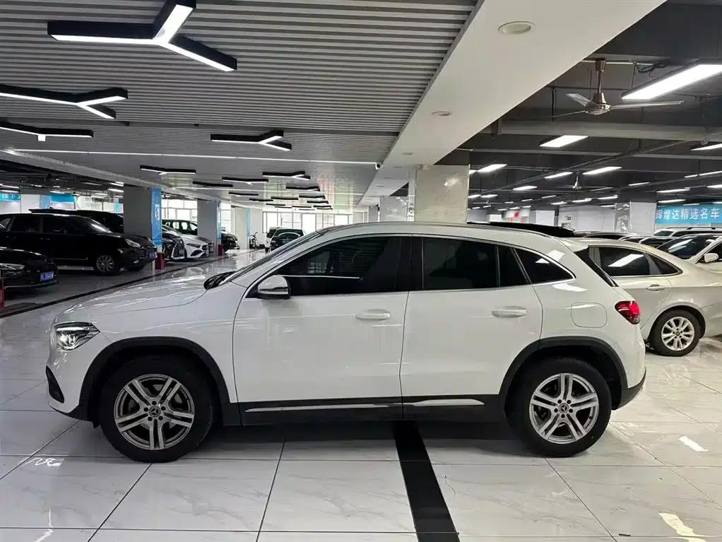 2023 Mercedes-Benz GLA 200 — миниатюра 7