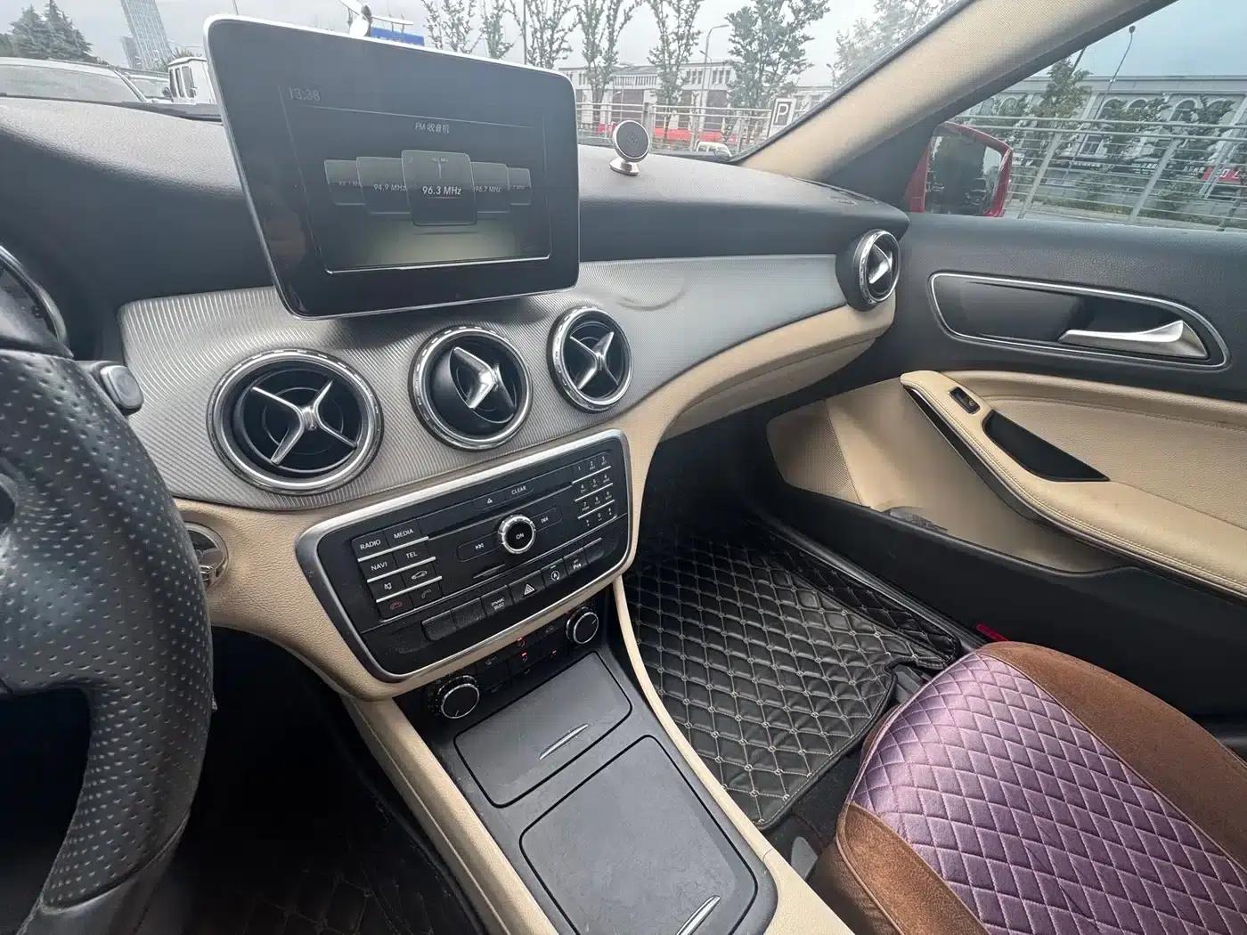 2016 Mercedes-Benz GLA 200 Dynamic — миниатюра 7
