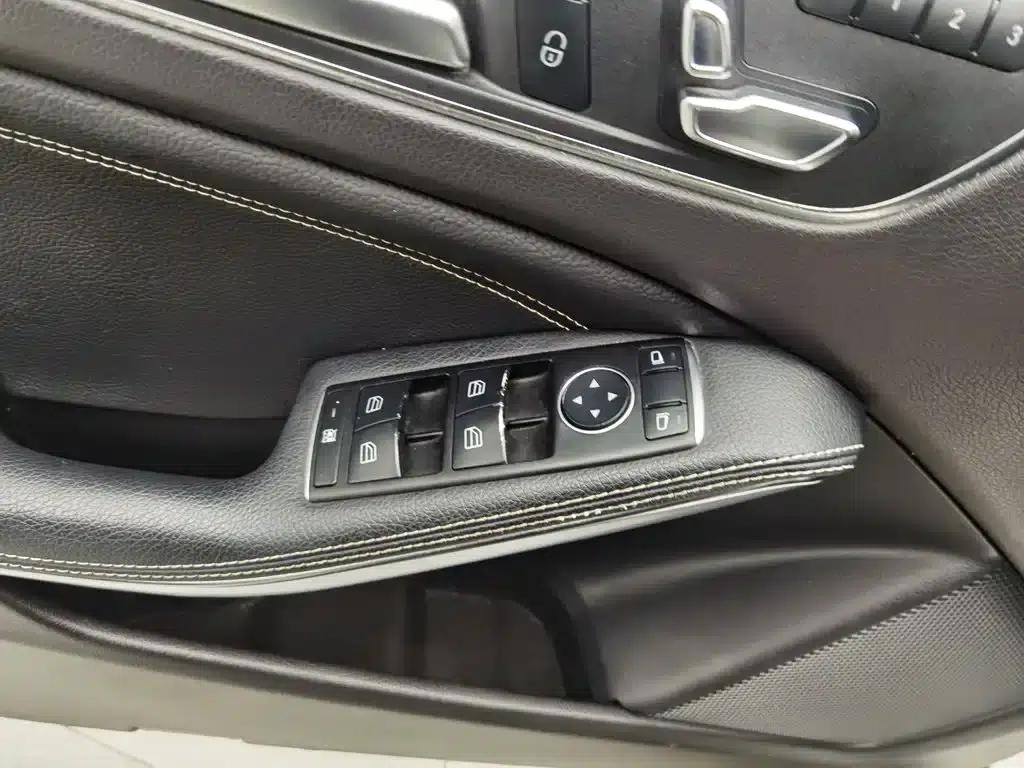 2017 Mercedes-Benz GLA 200 Dynamic — миниатюра 9