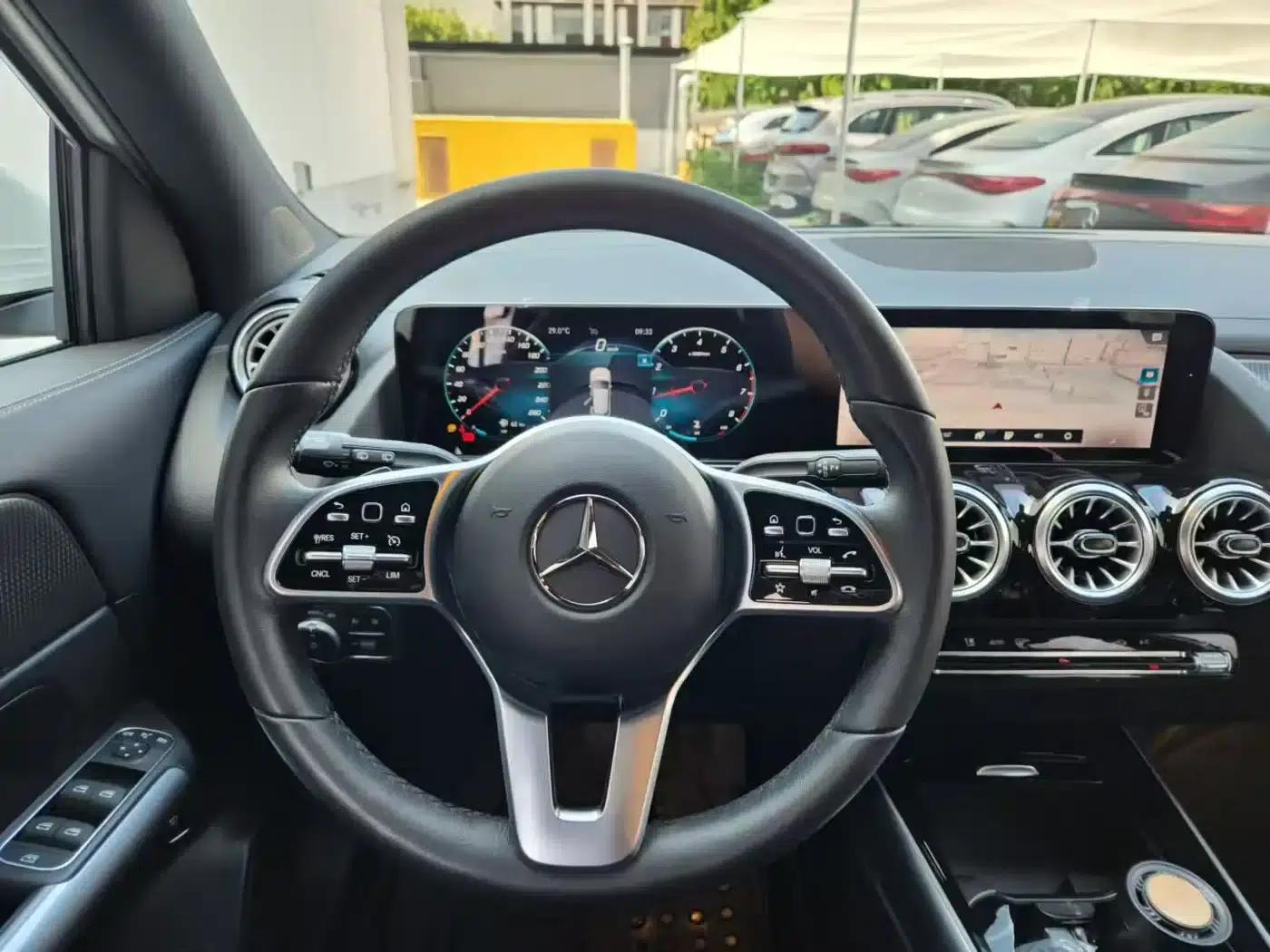 2023 Mercedes-Benz GLA 200 — миниатюра 7