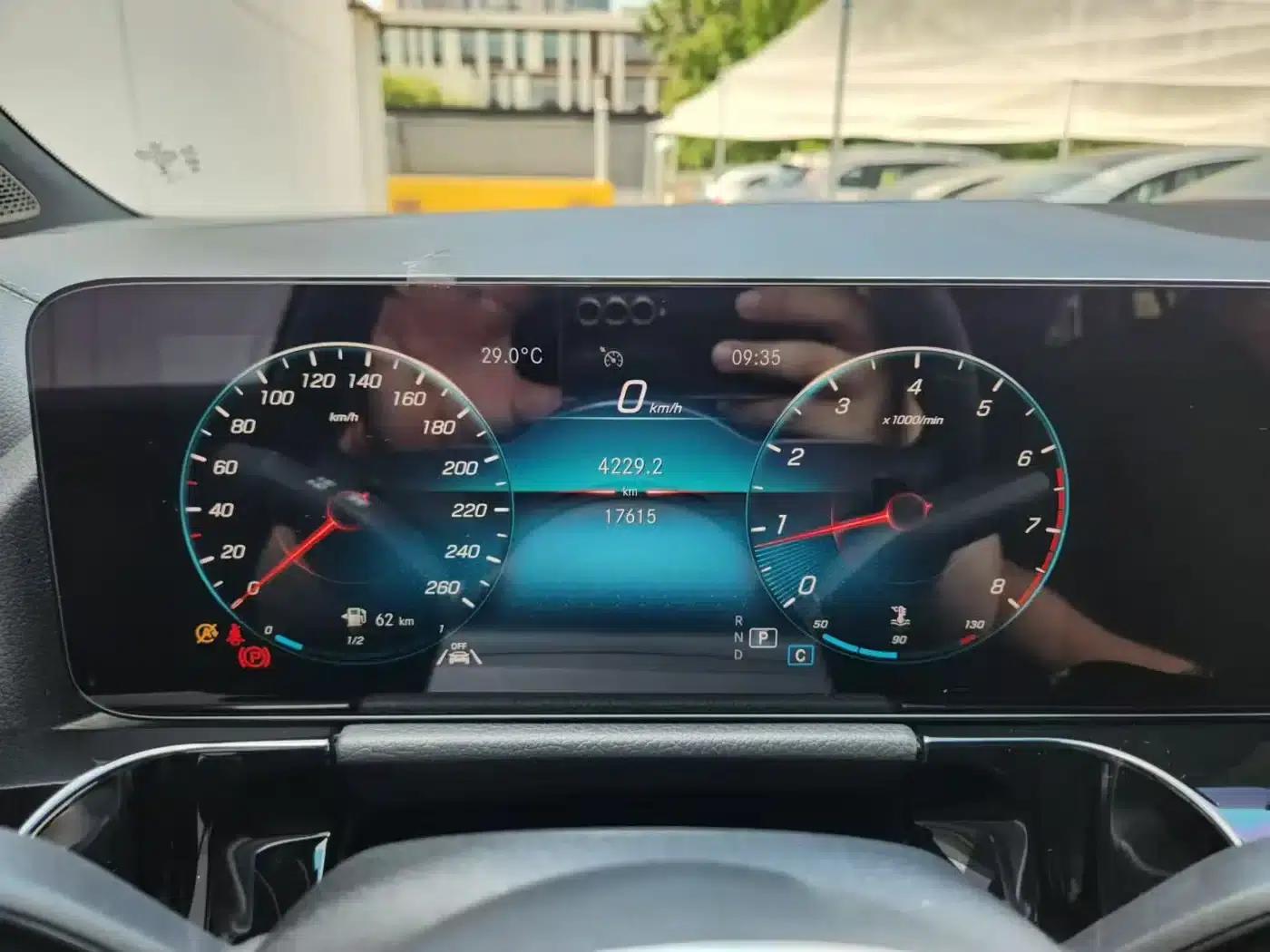 2023 Mercedes-Benz GLA 200 — миниатюра 9