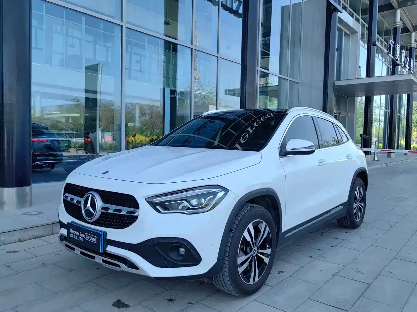 2020 Mercedes-Benz GLA 200 — миниатюра 1